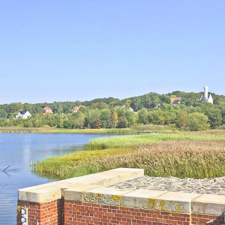 Moderne Ferienwohnung Mit Balkon, Meerblick - Ferienresidenz Zwei Boddenfewo 1-5 Lietzow Zewnętrze zdjęcie